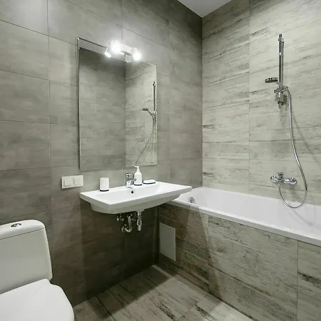 Partner Klovs'kyi * Kiev